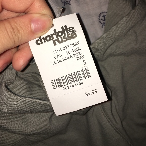 Olive green crop top - Picture 2 of 2